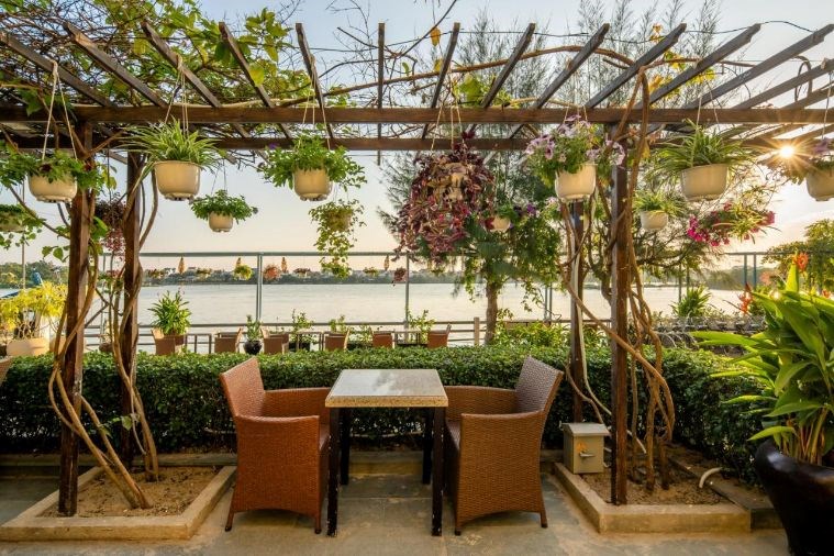 Triple Riverside Villa Hội An